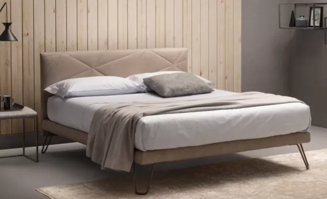 Agù Mobili collezione complementi letti matrimoniali, singoli una piazza e mezza
